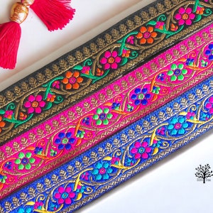 Indian Brocade Floral Woven Jacquard Fabric Trim Sari Border prefect for Dog Collars Bohemian Holiday Home Decor Table Runner