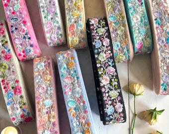Geborduurde netstof Saree-rand - 1,5 inch Indiase kanten rand op maat gesneden voor doe-het-zelf-ambachten-Boho-rokken-trouwjurk, fusion-denims