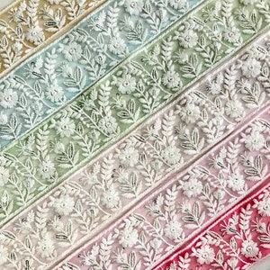 Sari Fabric Trim, White Thread Embroidered Saree Border for boho junk journals, Table Runner, Indian Textiles Fabrics