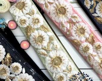 Embroidered Floral Sari Fabric Trim, Junk Journal Embellishment for Diy craft, junnk journal, fusion dress, boho skirts