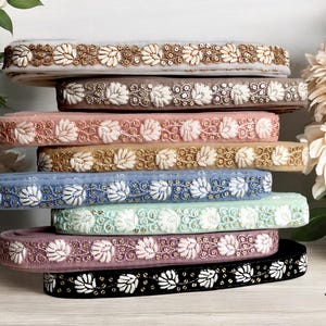 Tissu net bordure sari bordure en dentelle indienne par mètre, bordure en tissu sari-chemin de table-couette artistique bordure en tissu sari bordure en soie