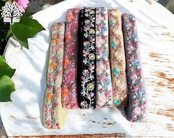 Floral Embroidered Sari Border Trim, Indian Saree Ribbon, Boho Costume