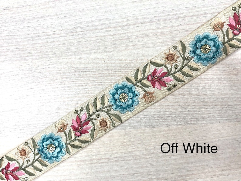 Sari Fabric Embroidered Trim, Embellishments for Boho Junk Journal, Holiday Home Decor, Boho Wedding Dress, Indian Fabric, Table Runner White