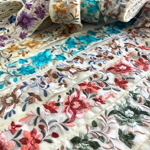 Tissu floral Garniture-Multi Couleur Brodé Sari Bordure, Sari Tissu-Dupattas,Ruban de Soie Quilt-Tissu Indien-Table Runner-Lehengas