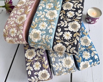 Geborduurde afwerking van ruwe zijde - 2,2 inch meerkleurige Saree-rand - Dupatta-kant voor doe-het-zelf-kleding