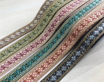 Embroidered Sari Fabric Trim Dyeable Ribbon for boho Wedding Dress, Sari Border, Saree Border, Indian Trim By The Yard, Table Runner