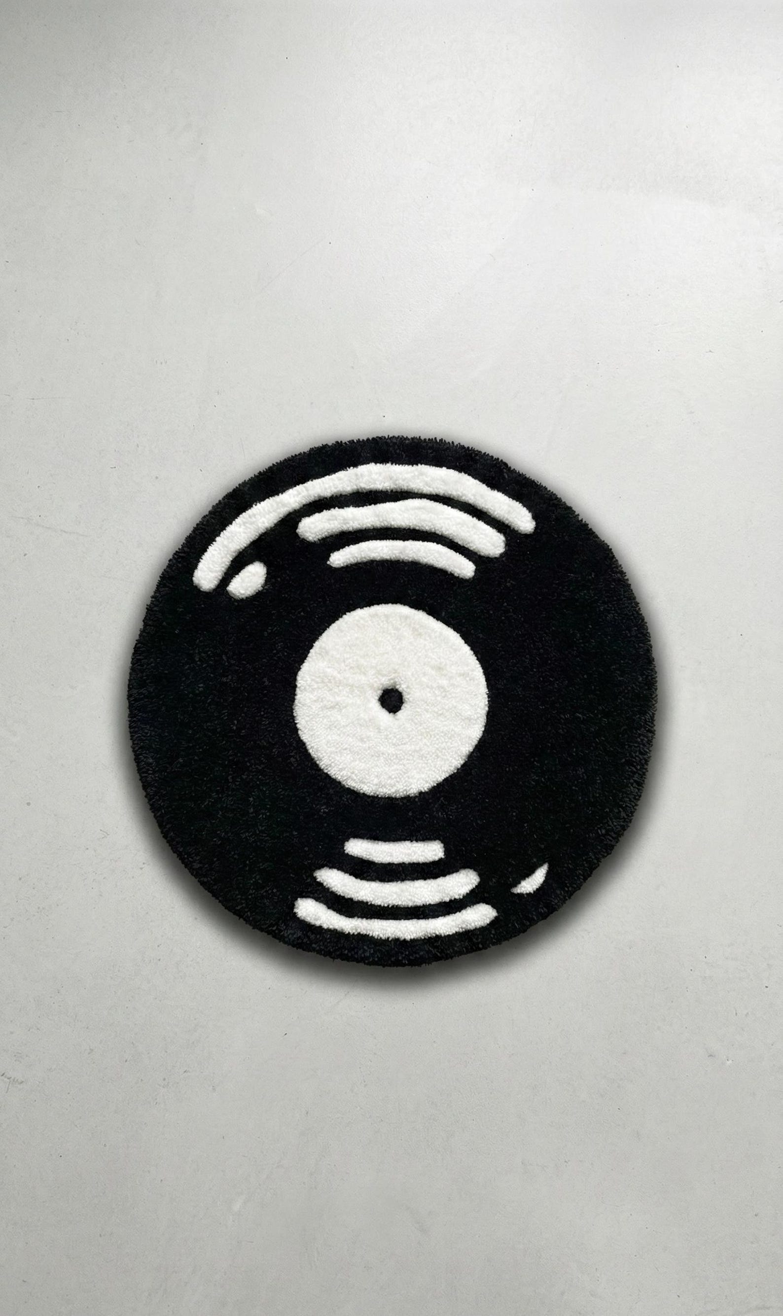 Hand-tufted Circular 5x5 Vinyl Record Rug Black and Off-white, Soft and ...
