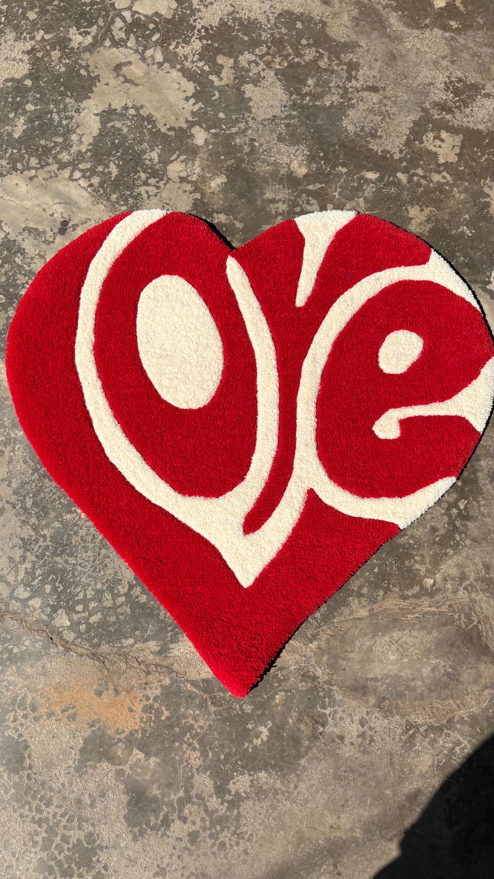 Heart Rug Kids Hand-tufted Heart Rug With Custom Text “LOVE” Red and White Decorative ...