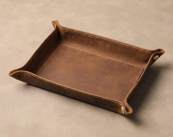 Leather Valet Tray Genuine Cowhide Catchall Tray Personalized EDC Nightstand Organizer Monogram Desk Key Tray Handmade Gift for Him Dad