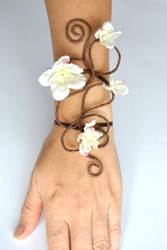 Arm cuff deals corsage