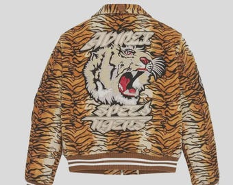 Chaqueta bomber de cuero Avirex personalizada: abrigo motero con estampado de tigre de los 90.