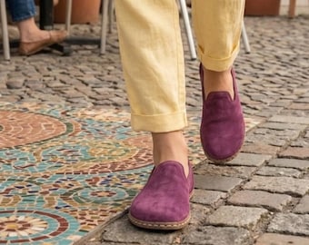 Platte dames suède platte schoenen met brede neus, bordeauxrode leren loafers, reisschoenen in blote voetenstijl