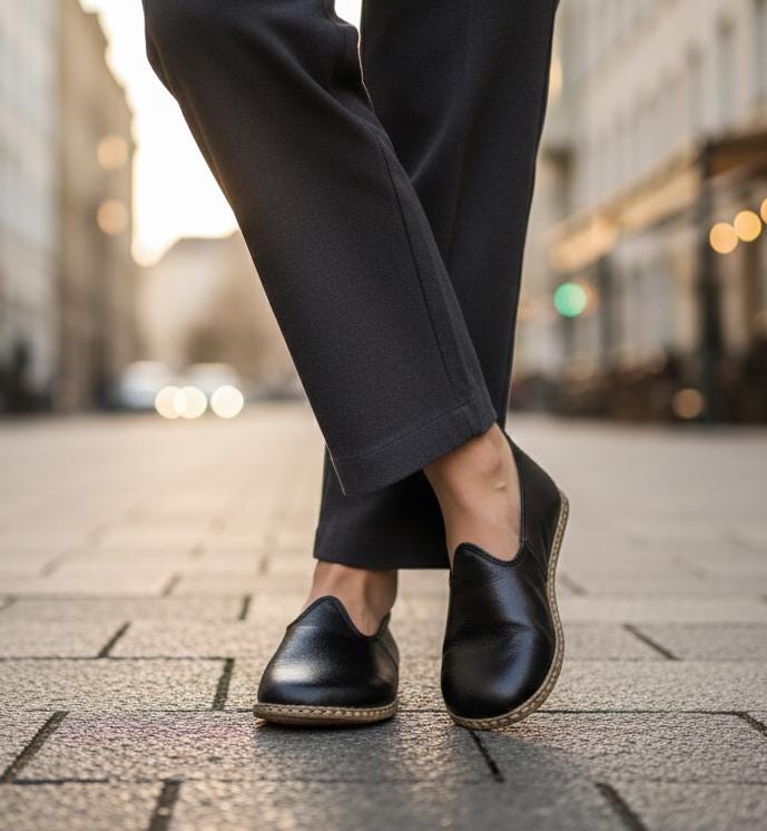 Vegan Leather Black Leather Non Slip Work Shoes Wide Toe Box