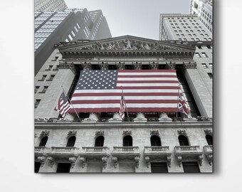 NYSE / American Flag / black and white NYC Photography