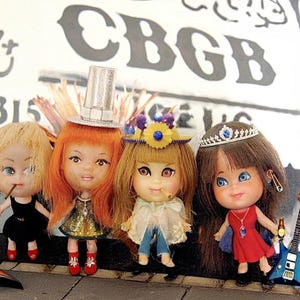 Liddle Kiddles take CBGBS / Rocker Chicks / Vintage Toys / Fun photos / Toy photography