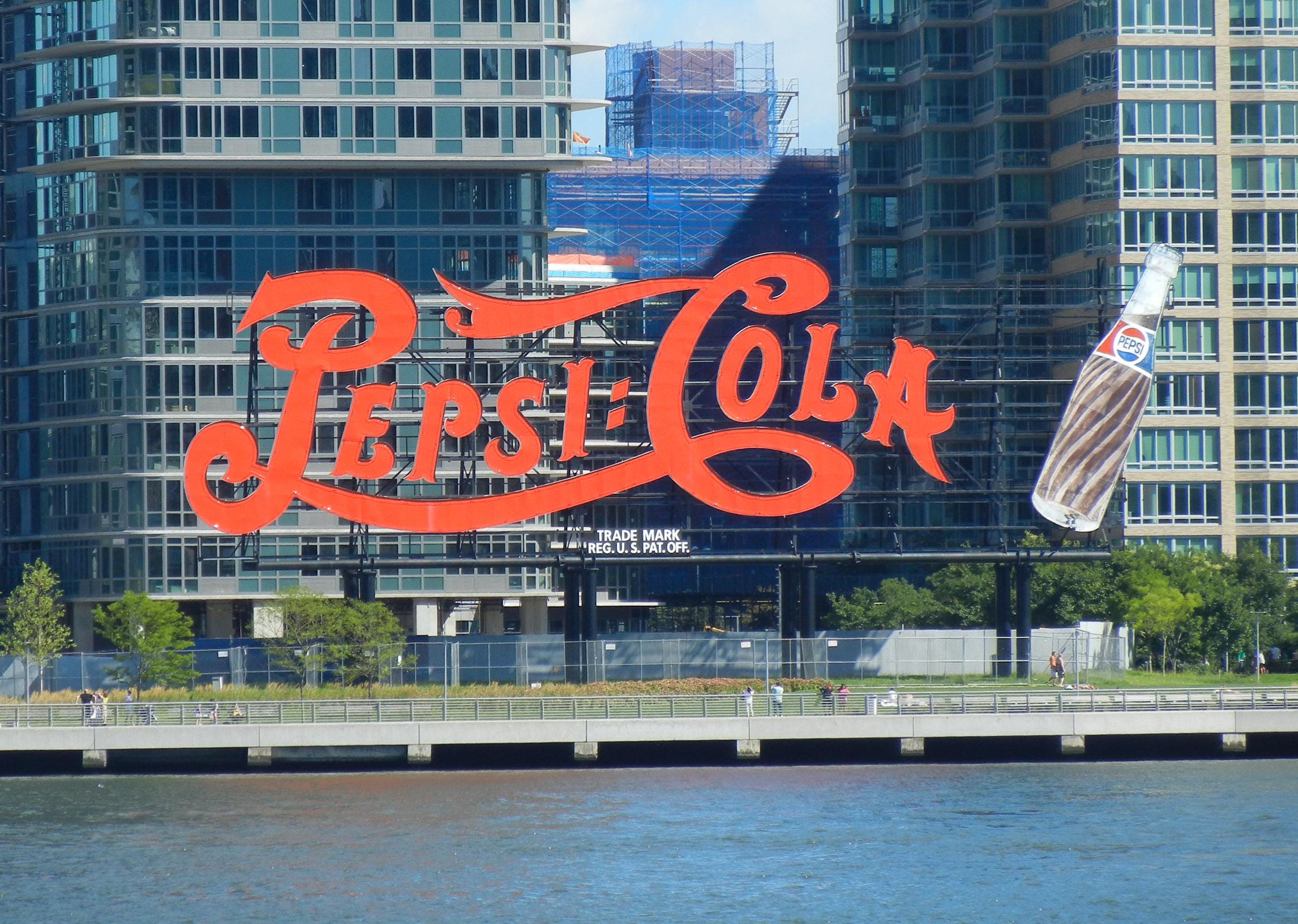 Pepsi Cola Sign / Neon Signs of NYC / Long Island City / New York