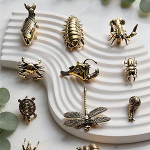 アンティーク調クリエイティビティキャビネットノブ、真鍮製動物・海洋昆虫ノブ、動物ドレッサーノブ、キャビネットノブ、引き出しノブ、ユニークノブ、キャビネット金具