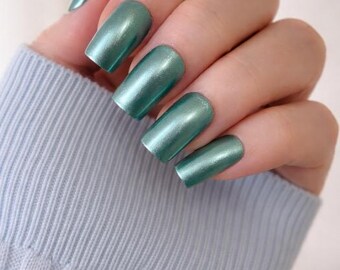 Metallic Green Gloss Press-on Nails | Handmade | Available in various shapes & lengths | Spring Nails | Reusable False Nails | Glue On Nails