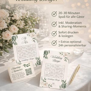 Op de afbeelding: Wedding Bingo-spelkaarten met bloemen- en bladaccenten. De kaarten bevatten de tekst "Mr. & Mrs." en "Wedding Bingo." Een gouden pen ligt op tafel. De afbeelding bevat ook de tekst "Sharing Moments" en "20-30 Minuten Spaß für alle Gäste."
