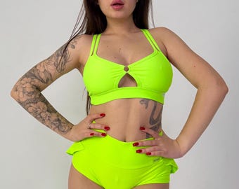 Lemon Ruffle Shorts And Cutout Crop Top Set, Bright Pole Dance Costume, Exotic Dancewear For Festival Rave