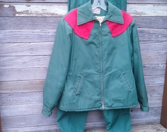 Vintage 1940s Great Six Ski-Set: Grüne Jacke, rote Passe, Steghose
