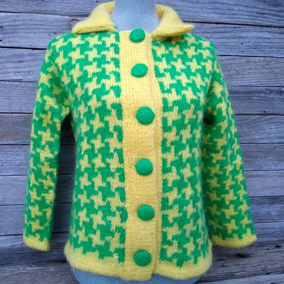 Vintage Hand Knit Wool Cardigan Sweater Green and… - image 1