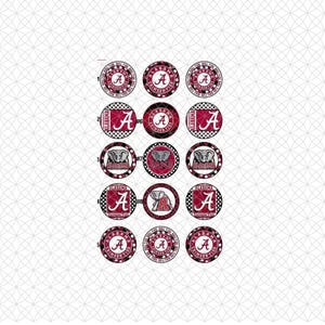 Puede incluir: Una hoja de quince pegatinas circulares con diseños de Alabama Crimson Tide. Los gráficos incluyen la letra A, mascotas de elefantes y el texto Alabama Crimson Tide en colores carmesí, blanco y negro con varios patrones como lunares.