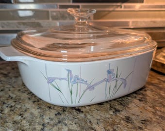 Vintage CorningWare Iris Kasserolle mit Deckel - 2L A-2B - Seltenes Blumenmuster