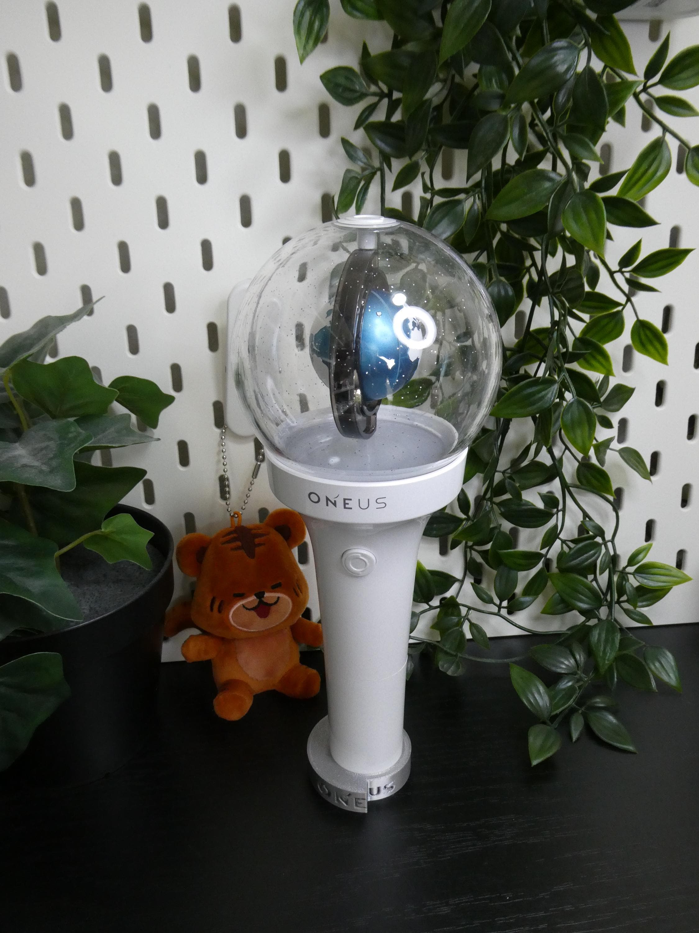Oneus - Etsy