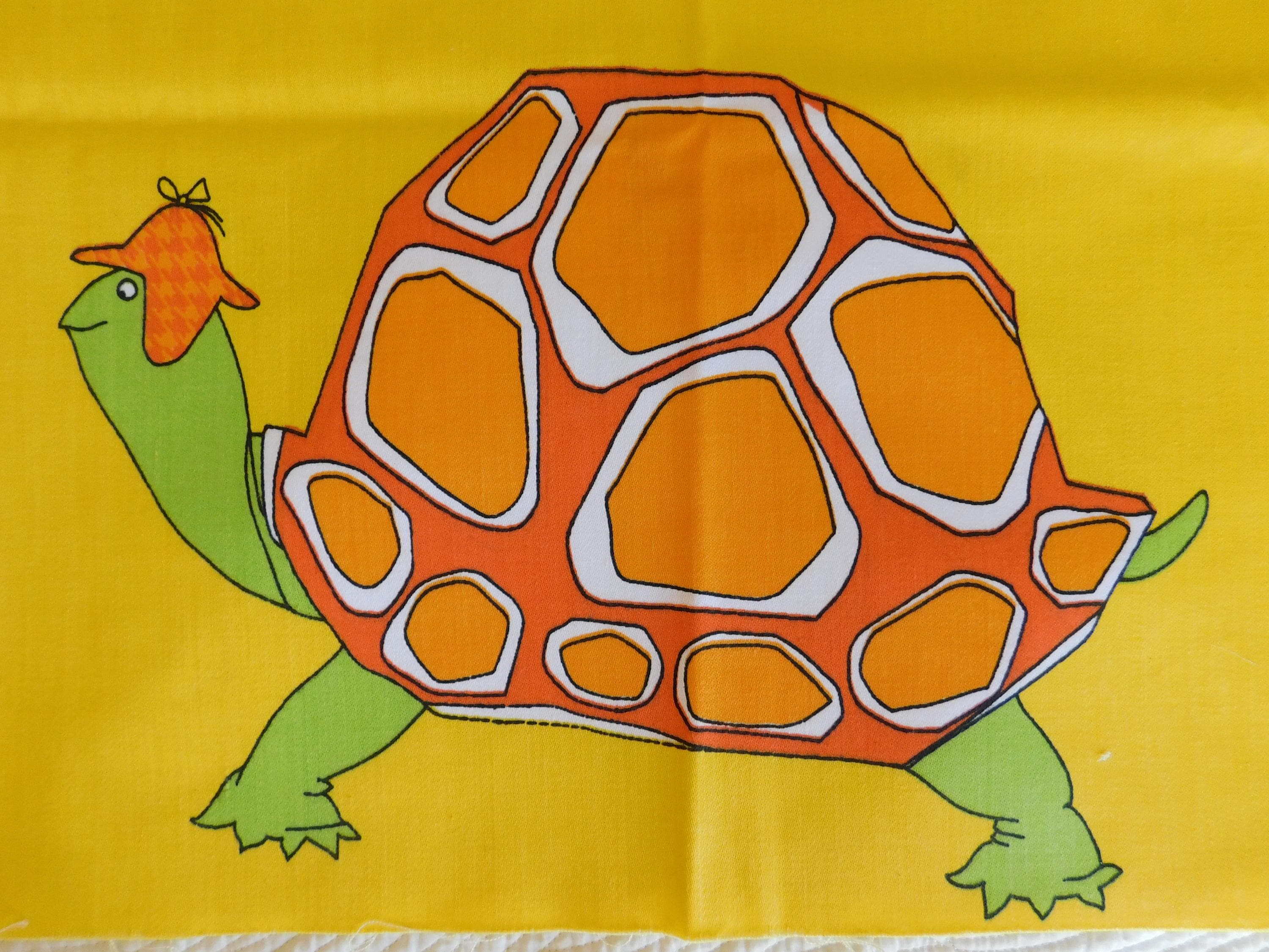 VTG Mod Groovy Schumacher Turtle Time Decorator Weight Fabric | NOS ...