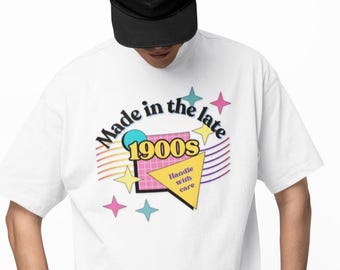 -shirt fabriqué à la fin des années 1900, à manipuler avec soin | Néon rétro années 80 90