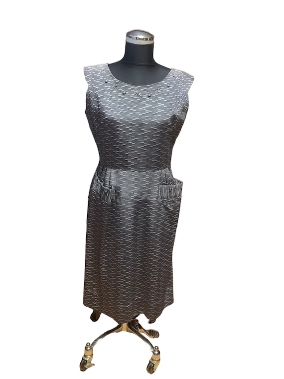 50’s Elegant Wiggle Dress - image 1