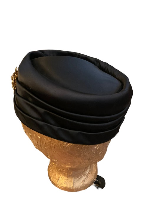 Black Satin Pillbox Hat - image 4
