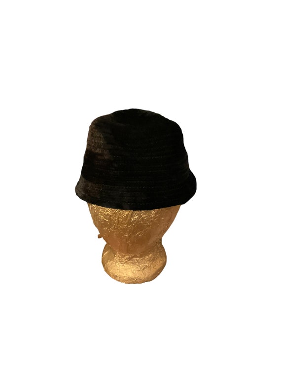 Black Velvet Cloche