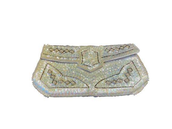 Vintage 70's/80's White Beaded Purse with Gold Chain by La Regale Ltd. |  Shop THRILLING