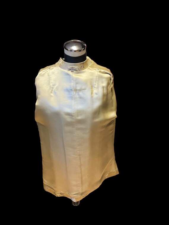 Gold Asian Jacket by Dynasty of Hong Kong Gem