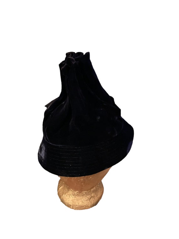 Navy Blue Velvet Cloche