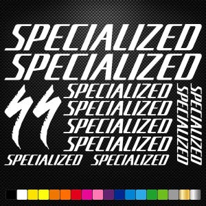 Könnte beinhalten: Ein Bogen mit weißen Vinyl-Aufklebern, die das Specialized-Markenlogo in verschiedenen Größen und Ausrichtungen zeigen, darunter zwei große horizontale Schriftzüge, mehrere kleinere horizontale Schriftzüge, zwei vertikale Schriftzüge und zwei stilisierte S-Logos.