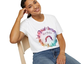 Camiseta colorida con estampado de yoga, meditación y espiritualidad en diferentes colores.