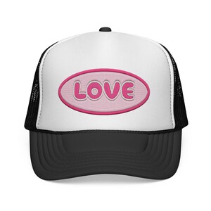Cappellino da baseball in rete con toppa rosa "LOVE"