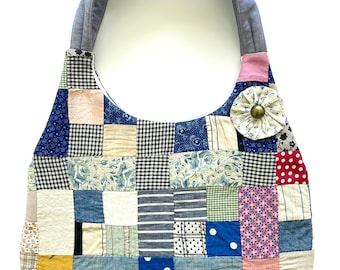 Bolso tote mediano Hazel Quilt hecho de edredón vintage