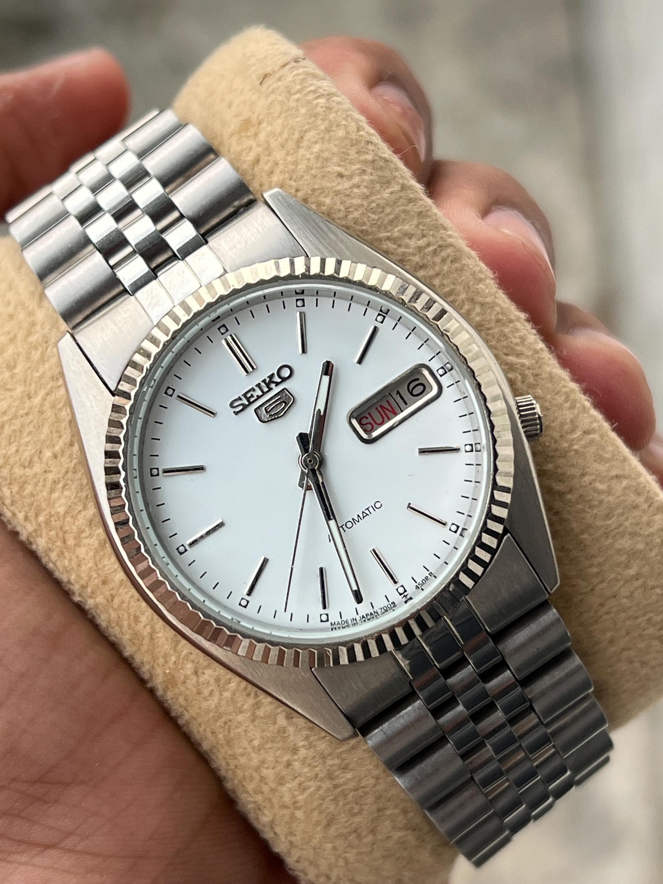 Vintage Seiko 5 Fluted Bezel Mens Automatic Watch 7009-3110 - Etsy