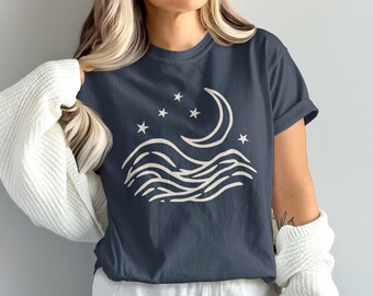 Minimalist Moon Stars T-Shirt – Celestial Wave Graphic Tee, Boho Sky Lover Shirt
