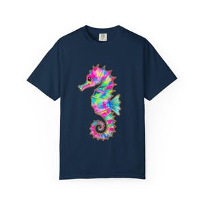 Camiseta Comfort Colors con estampado de caballitos de mar coloridos, camiseta con estampado costero, camiseta para amantes de la playa, camiseta con animales marinos, camiseta para vacaciones de verano, regalo náutico imagen 13