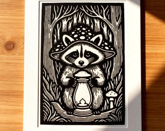 Impresión en linóleo de linterna de mapache, sombrero de hongo, arte cottagecore A5