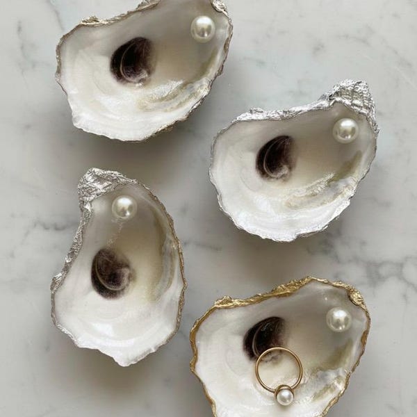 Pearl Oyster Beach Coastal Shell Jewelry Ring Trinket Dish Tray