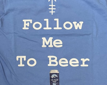 Personalisierte Folge mir auf dem Weg T-Shirt