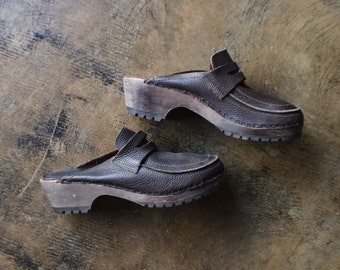 eddie bauer clogs