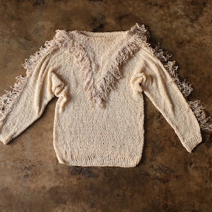 1970&#39;s Sweater / Vintage Beige Knit Pull Over / Vintage Women&#39;s Small to Medium Top