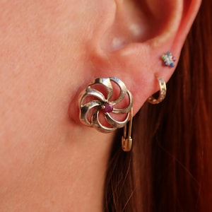 Vintage Sterling Post Earrings , Women's Blossom Jewelry